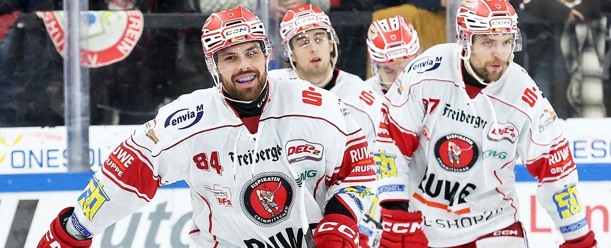 Kantersieg für Crimmitschau - Dresden setzt Serie fort