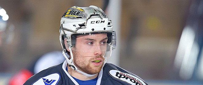 Verteidiger Julian Eichinger bleibt beim SC Riessersee