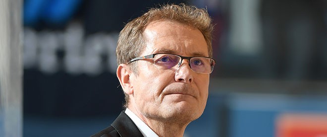Hannu Järvenpää tritt als Trainer der Füchse zurück