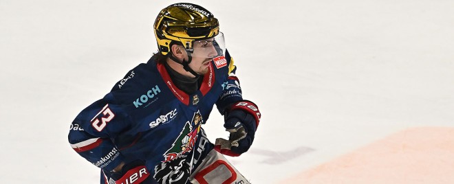 Topscorer bekennt sich zum EHC: Fabian Ilestedt bleibt ein Wolf